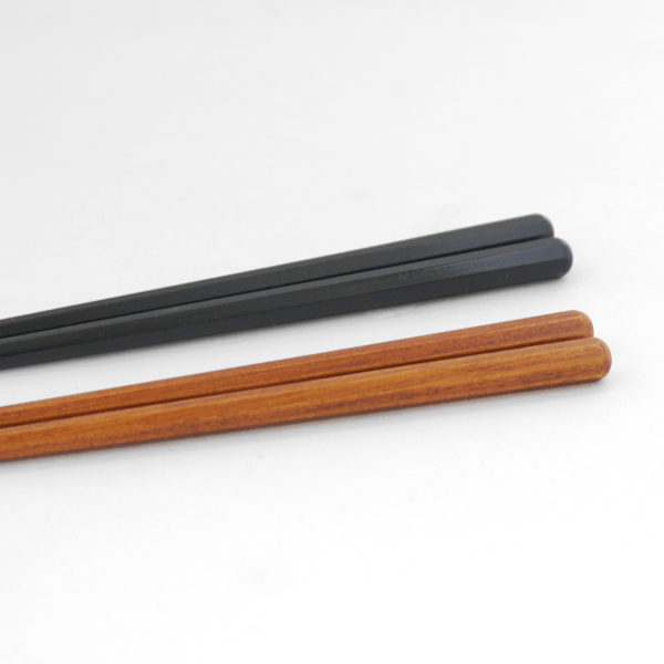 
                  
                    Hyozaemon Chopsticks Set (Maruhachi)
                  
                