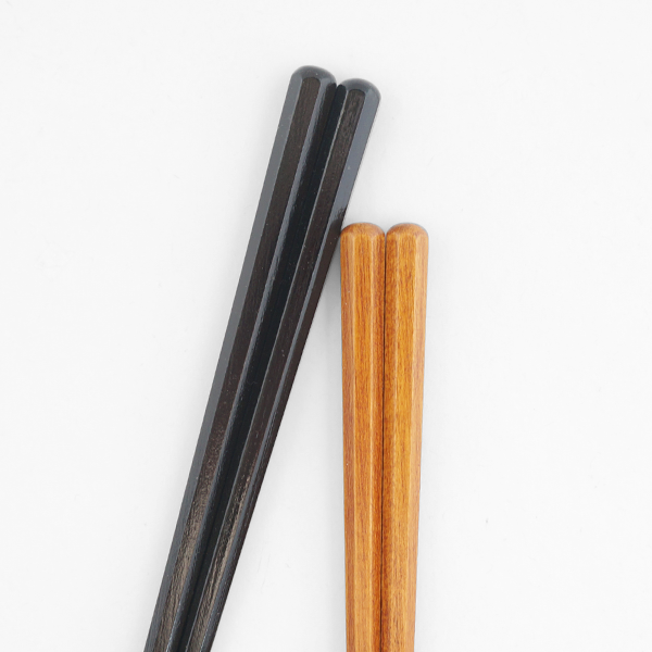 
                  
                    Hyozaemon Chopsticks Set (Maruhachi)
                  
                