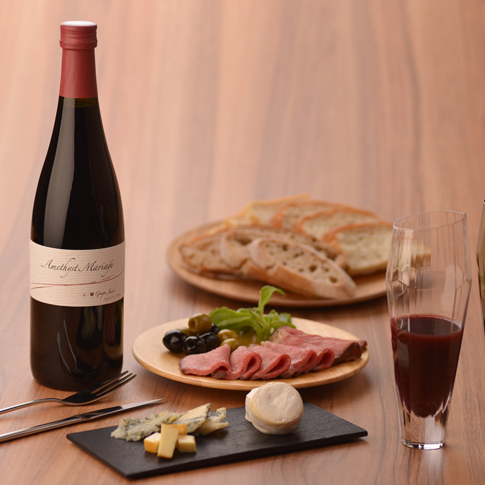 
                    
                      Amethyst Mariage — Yama Sauvignon Hybrid Grape Juice, 3 Years
                    
                  