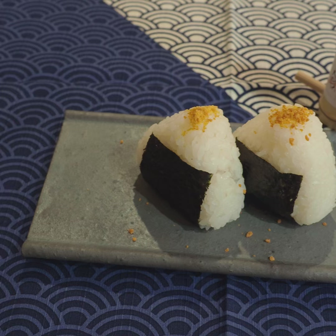 
                    
                      Load and play video in Gallery viewer, Bafun Uni Onigiri Box
                    
                  