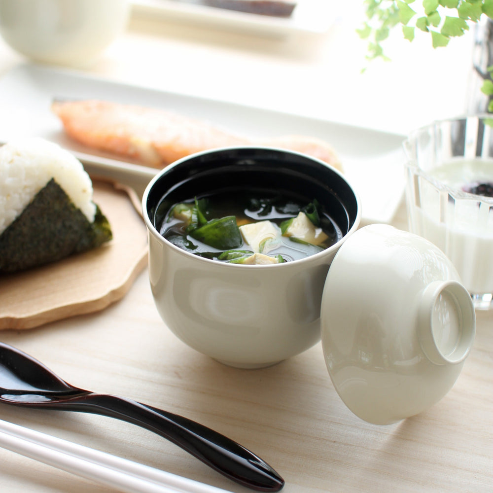 
                  
                    Soup Bowl with lid (Yuri/White)
                  
                